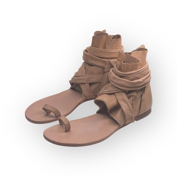 Free People 𖦹 Delaney Wrap Boot Toe Ring Leather Sandal 𖦹 Khaki 𖦹 39 8M 8.5M 9M - Picture 6 of 16